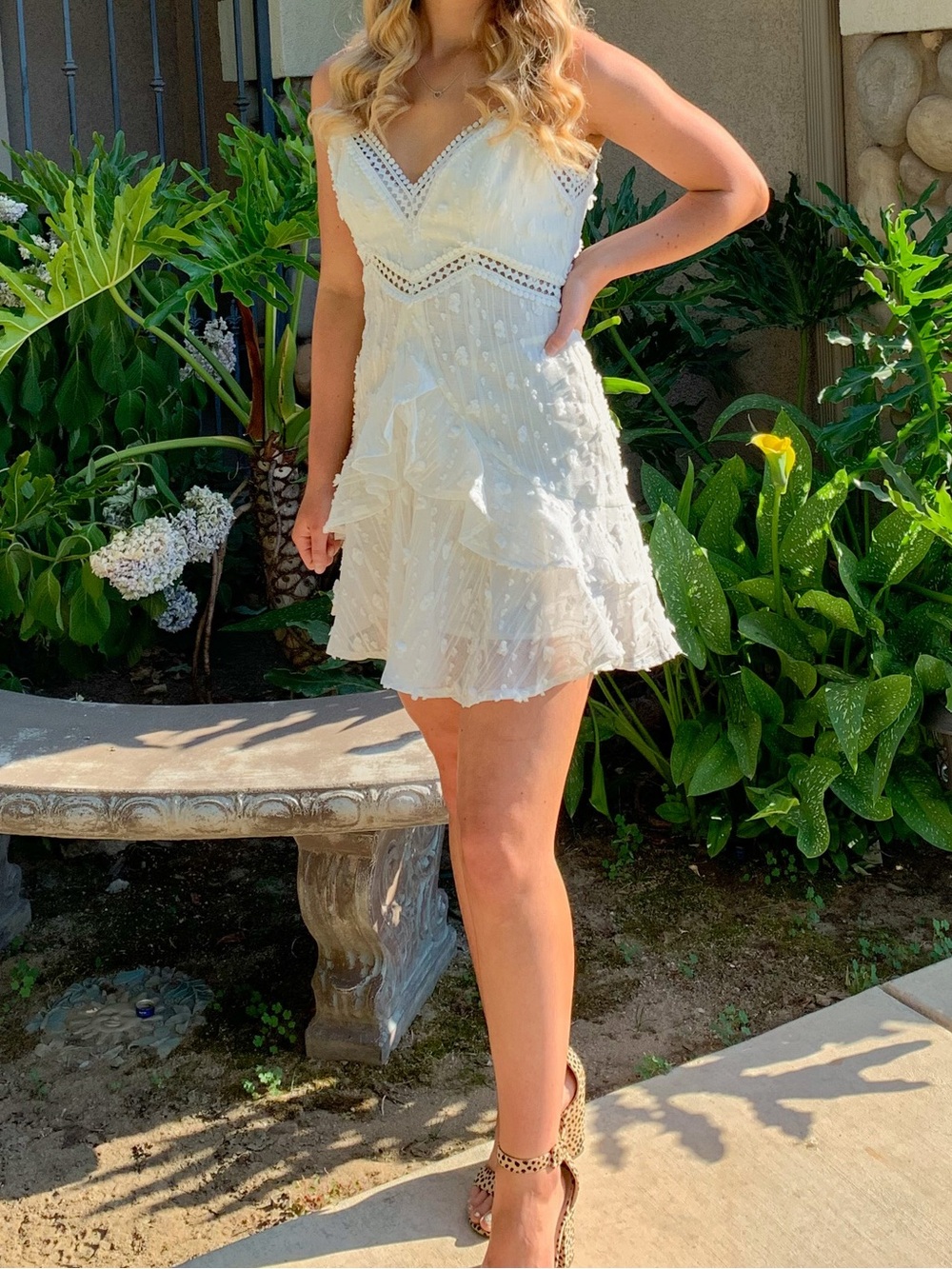 White Lace & Ruffle Mini Dress - Women's Summer/Grad/Bridal Dress (Worn Once)